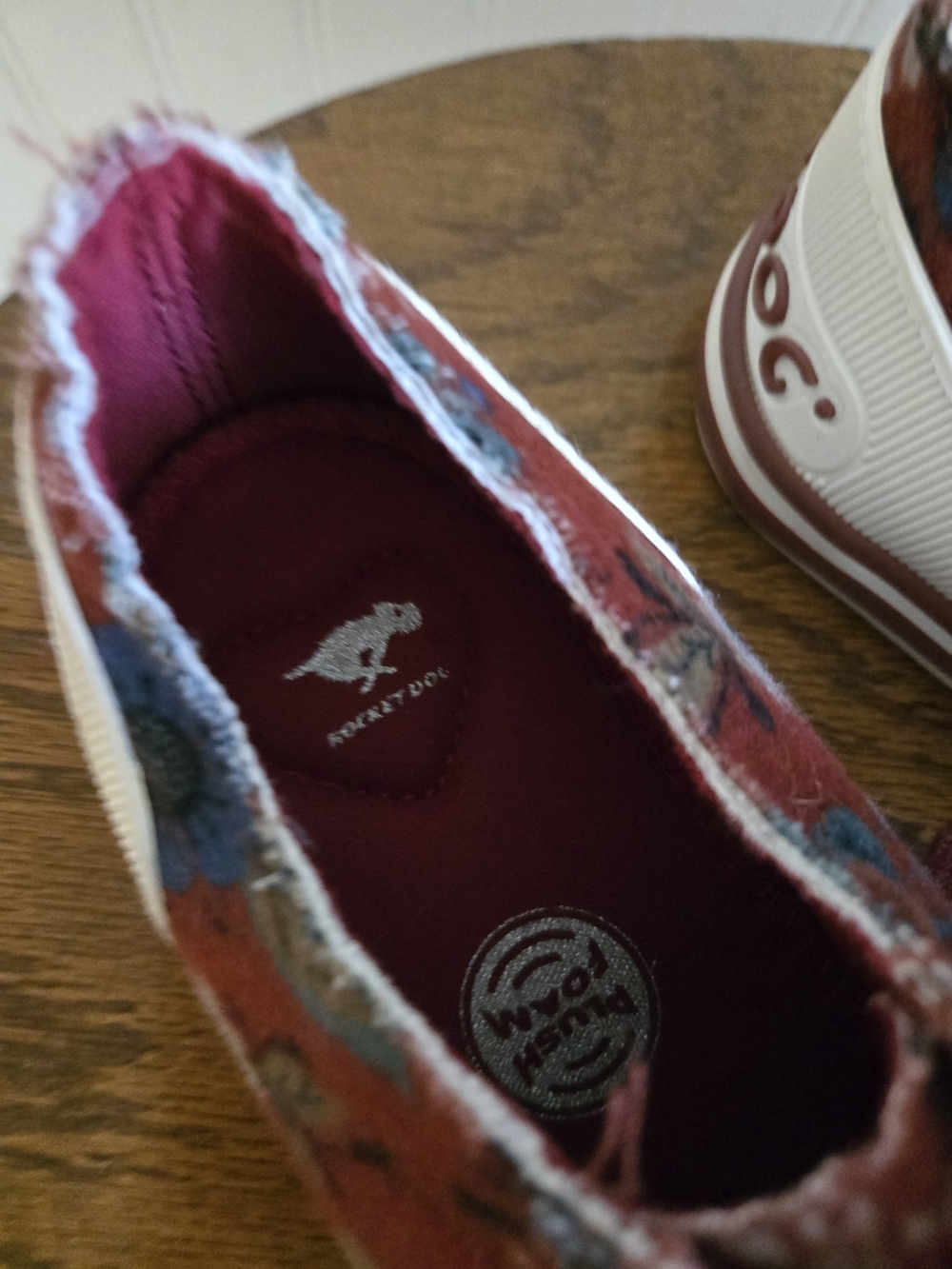 Rocket Dog Women's Floral Low-Top Canvas Sneakers in Deep Red - Picture 5 of 9